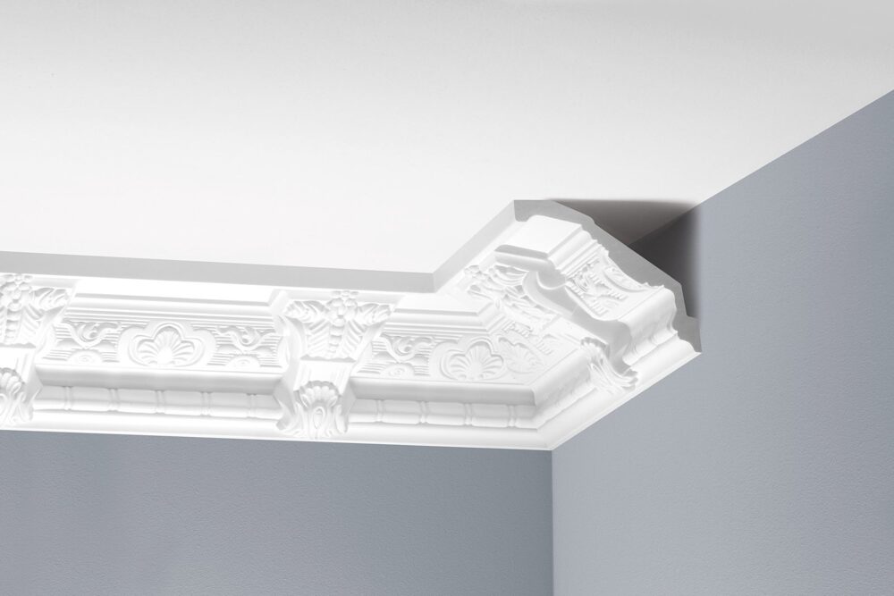 Deckenleiste verziert 133 × 160 mm