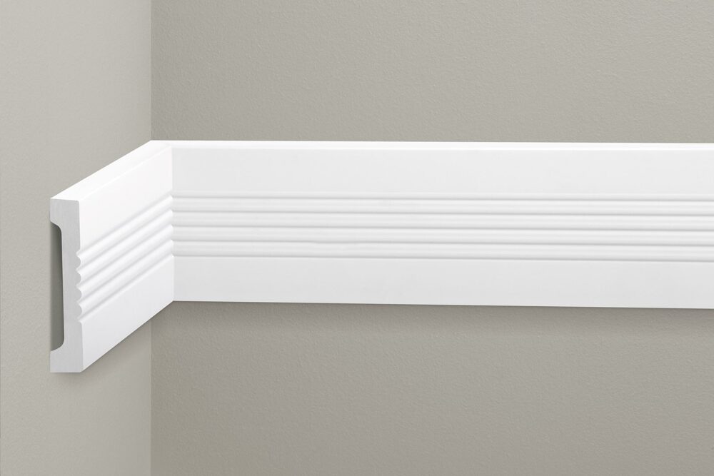 Wandleiste glatt 114 × 20 mm
