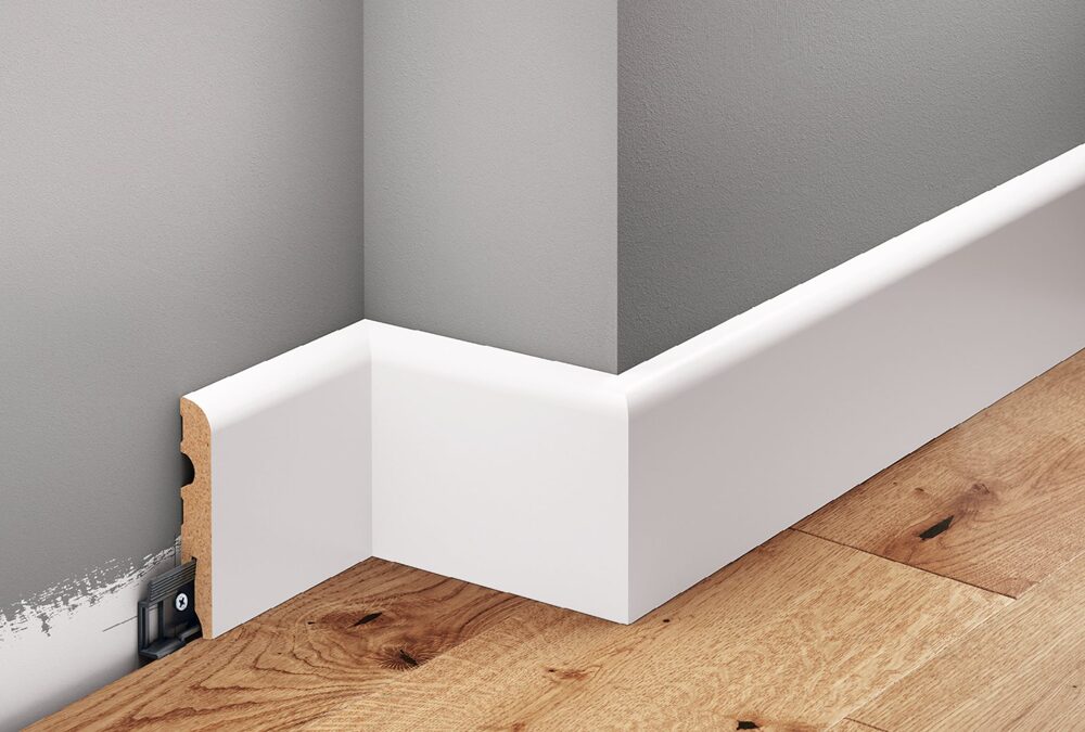 MDF-Sockelleiste 80 mm, weiß lackiert, halbmatt · Profil 1241