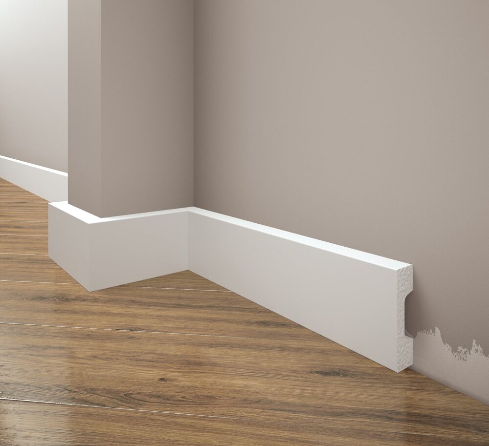 Sockelleiste 58 × 16 mm, weiß lackiert