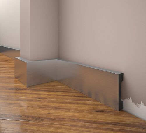 Sockelleiste 70 × 16 mm, weiß lackiert