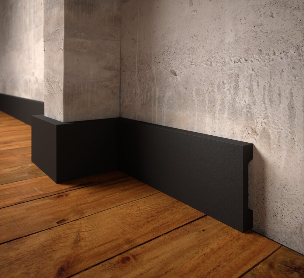 Sockelleiste 80 × 16 mm, schwarz durchgefärbt