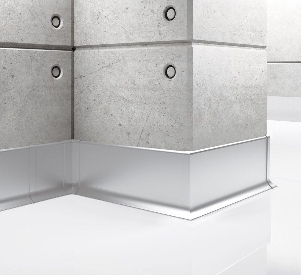 Aluminium-Sockelleiste 59 mm, silber eloxiert